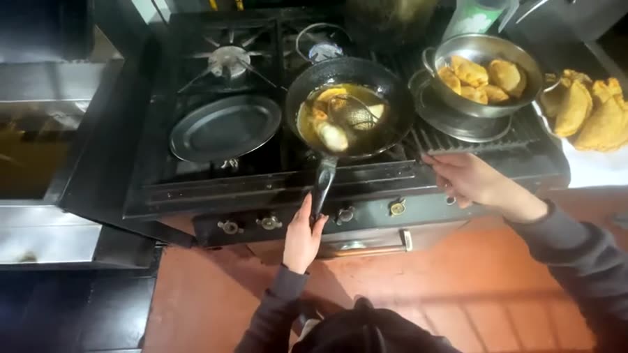POV cocinando